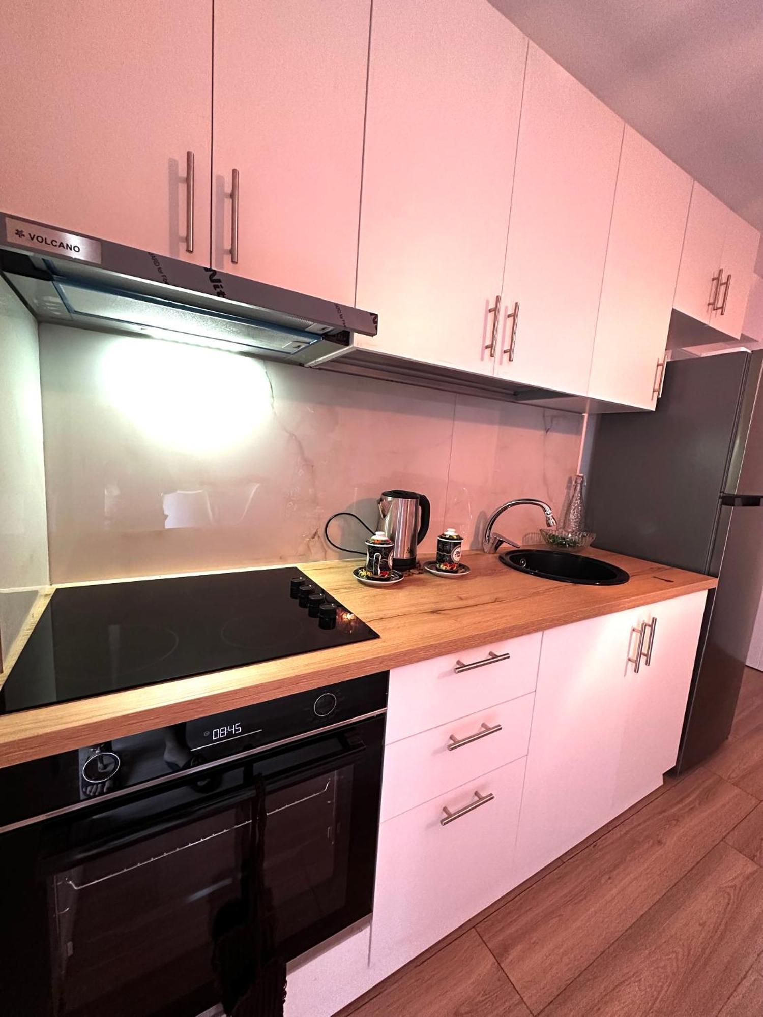 Tirana Apartment Center Jon Экстерьер фото
