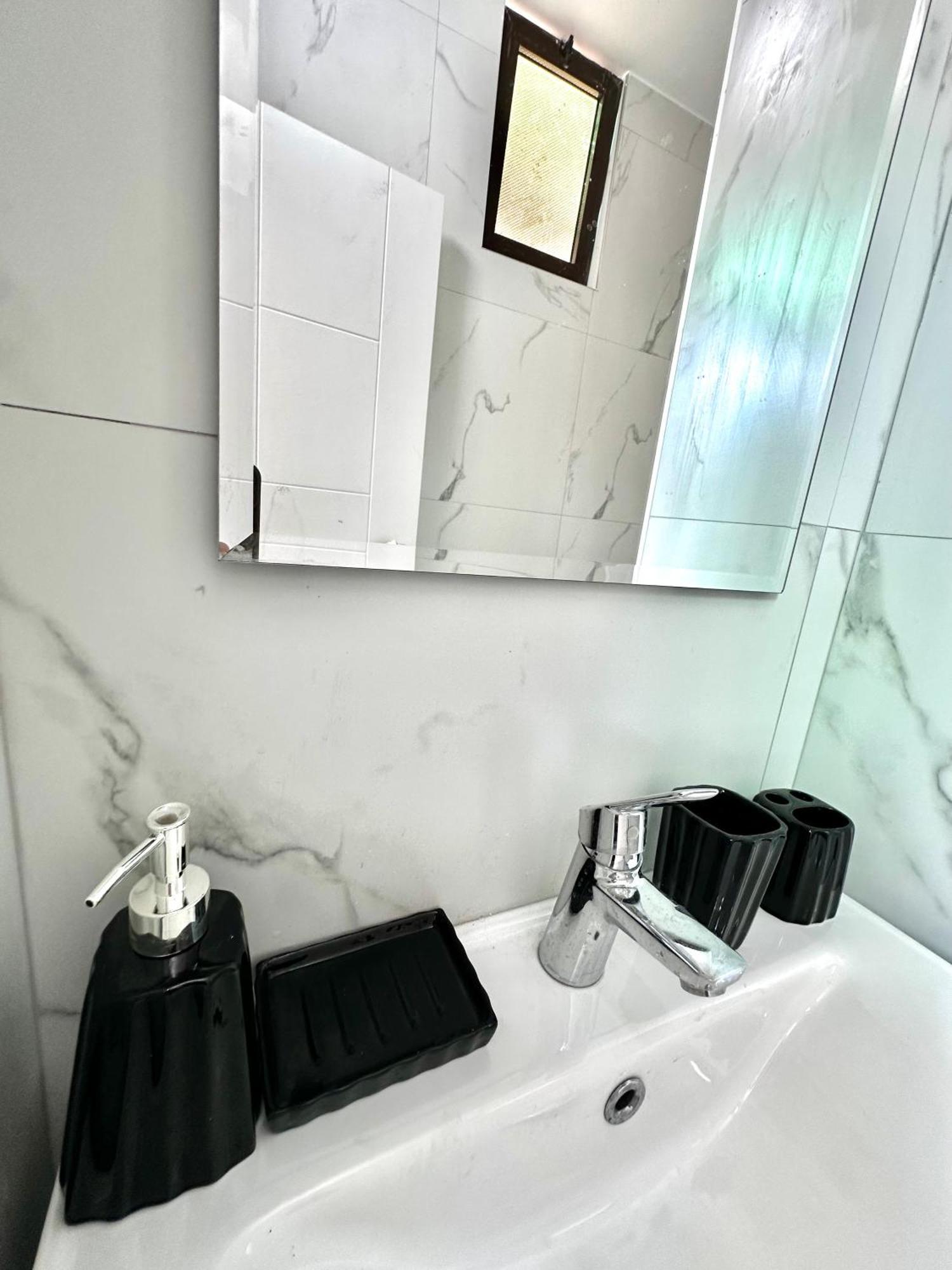 Tirana Apartment Center Jon Экстерьер фото